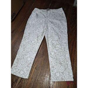 Size 10 Charter Club Jeans Tan White Floral Denim Stretch Capris Cropped Pants